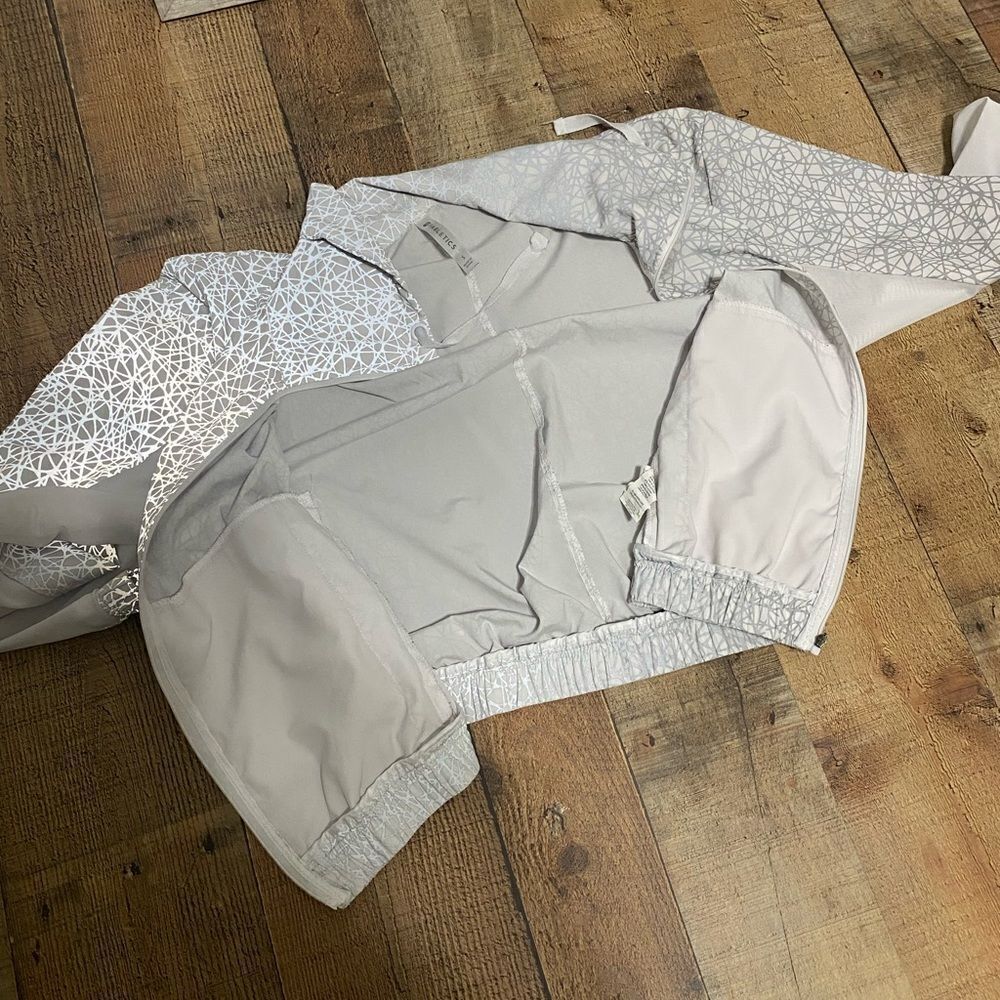 Fabletics Layla Reflective Jacket - Picture 11 of 15